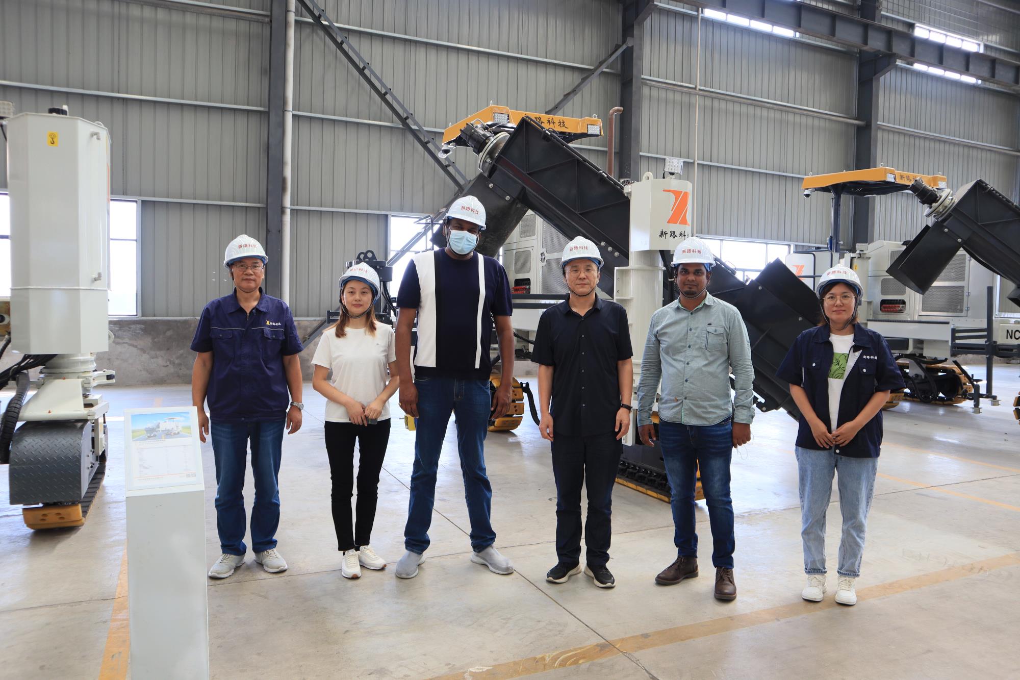 熱烈歡迎毛里求斯朋友來(lái)我司訪問(wèn)